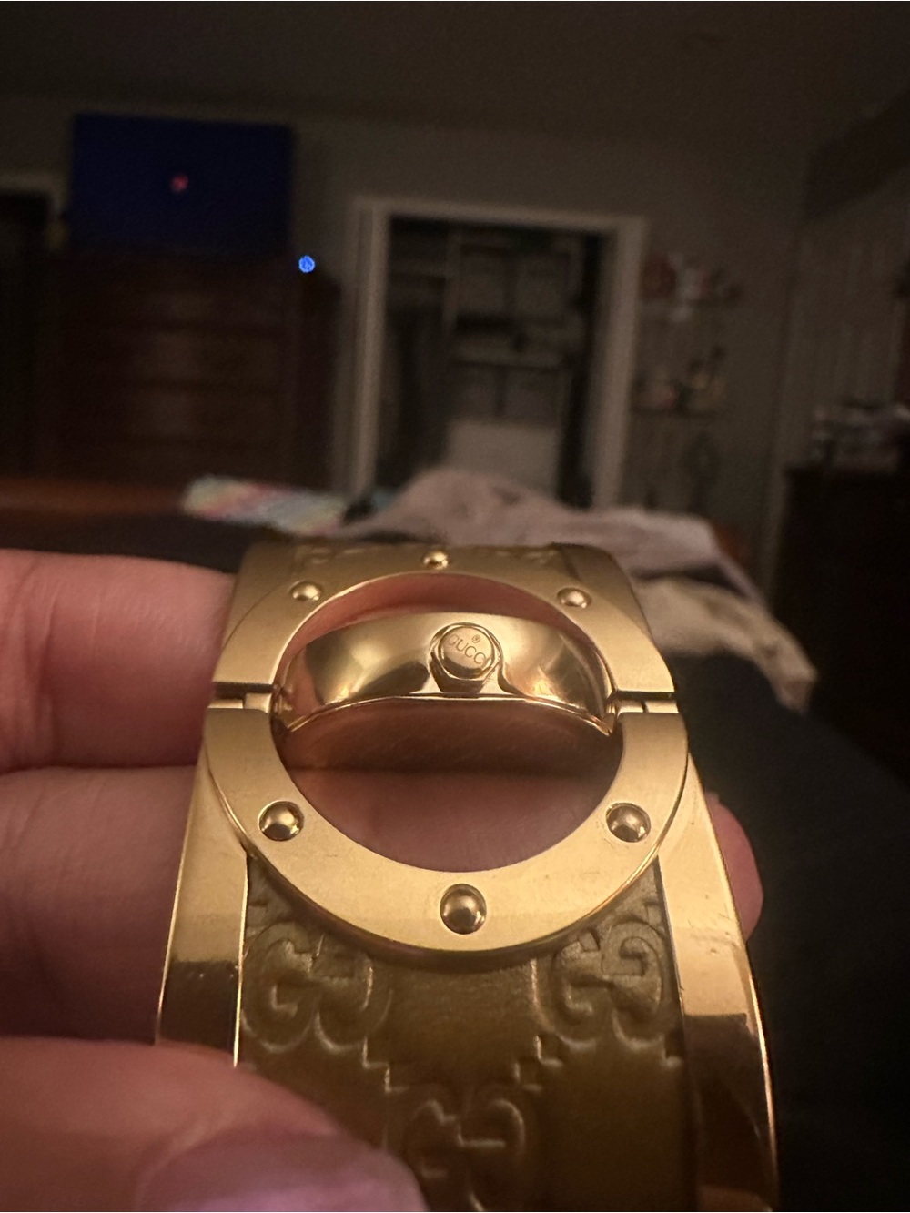 Gucci Gold-Tone Embossed Leather Bangle Watch - Picture 2 of 8